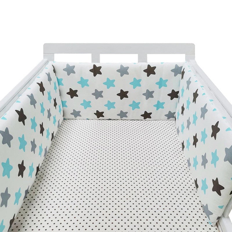 Tour de lit bébé