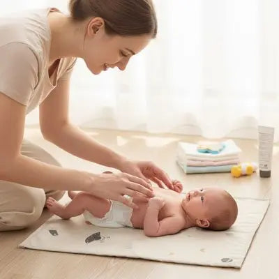 Tapis à langer nomade | Imperméable & Compact - Babycute